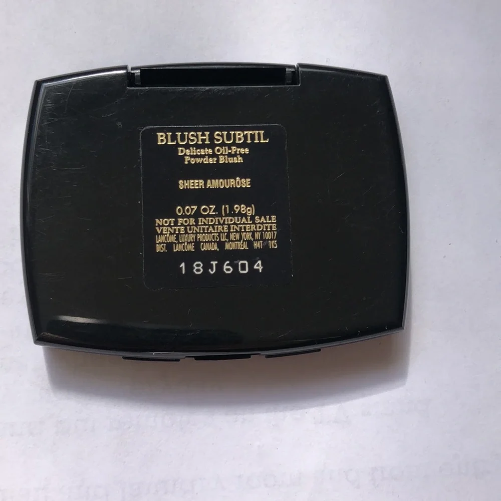 Lancôme blush oil free powder blush in sheer amourose new no box